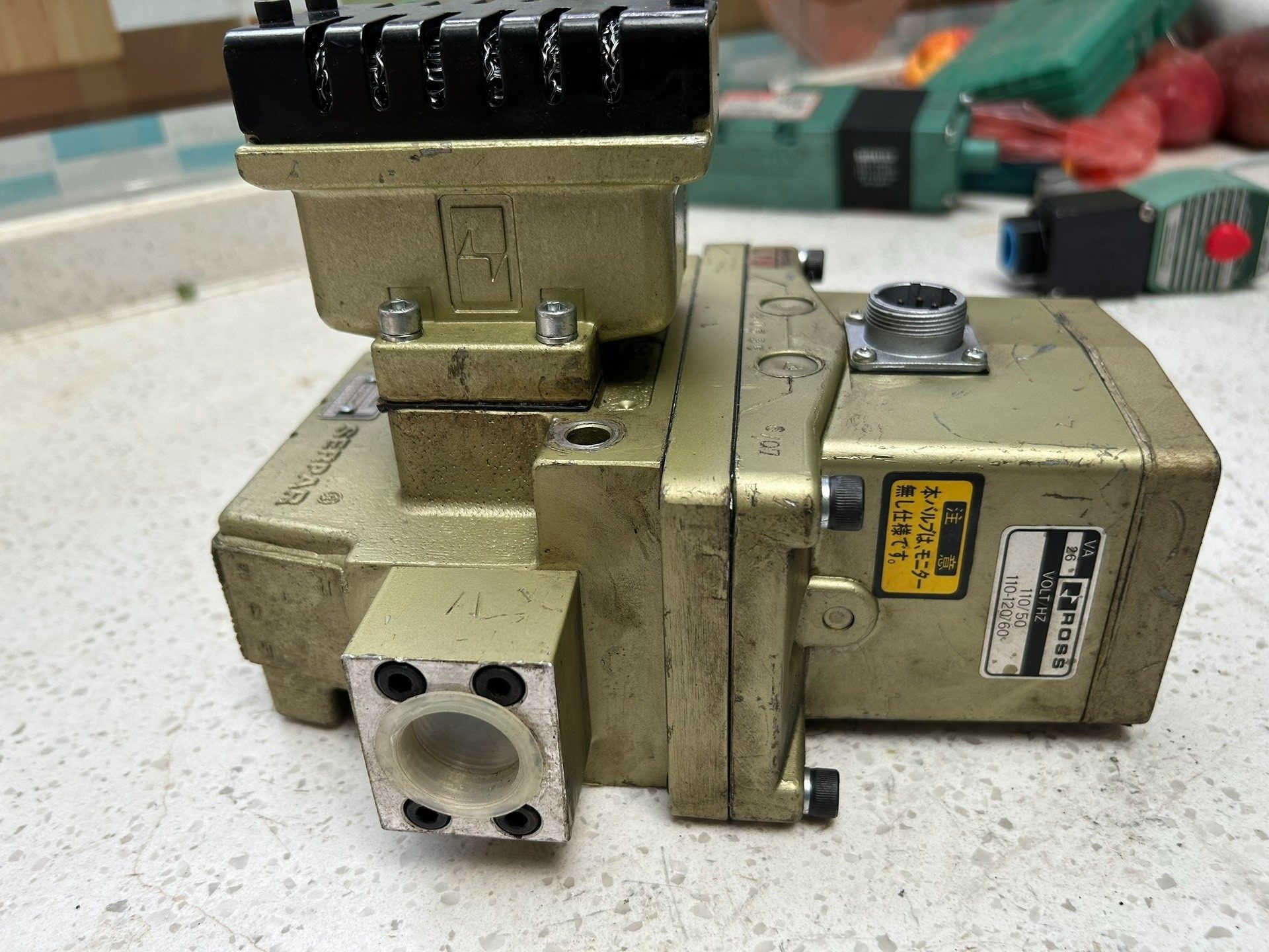 美国ross电磁阀 新旧程度如图 喜欢的