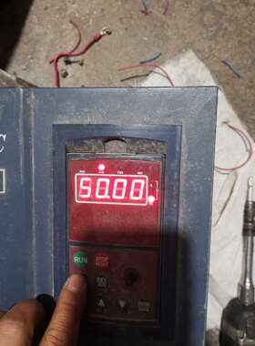 易能变频器型号EDS1000-4T0150G/0185G