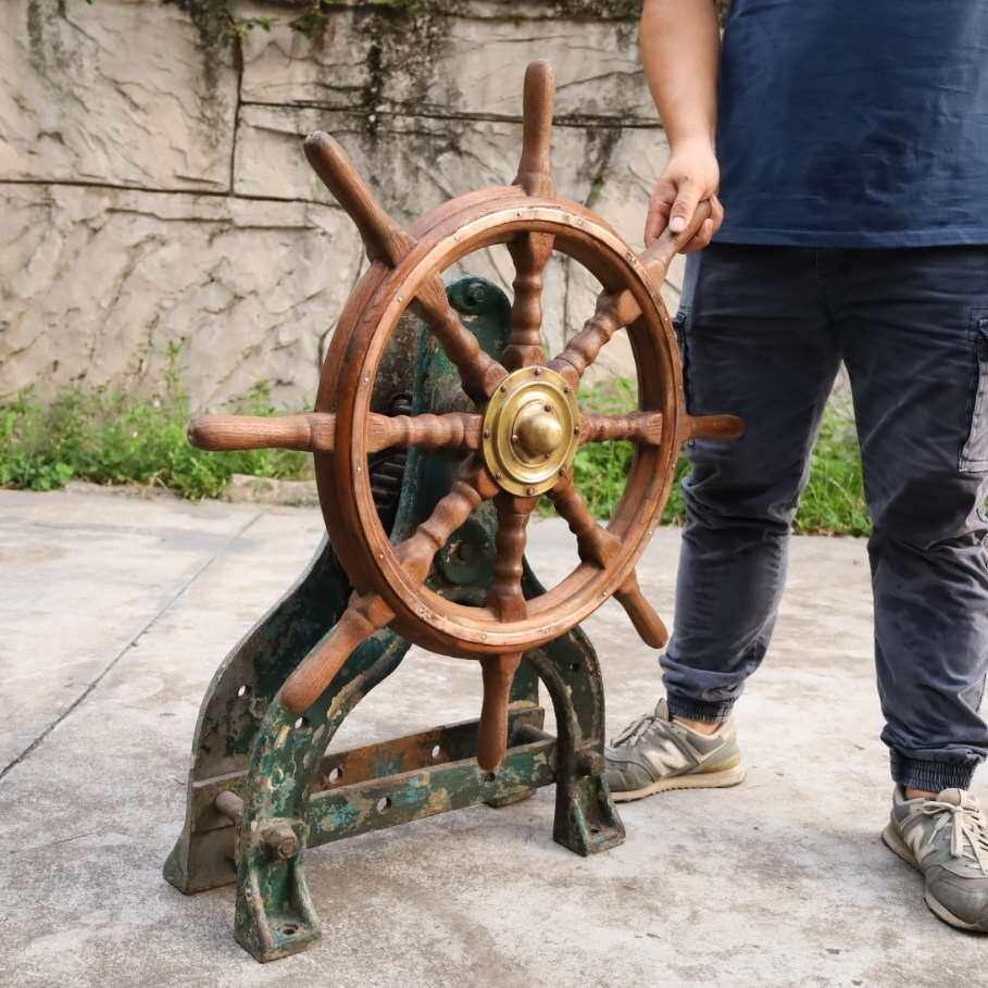 英国进口老船舵领航舵八爪航环舵手铸铁驾驶座全柚木材质