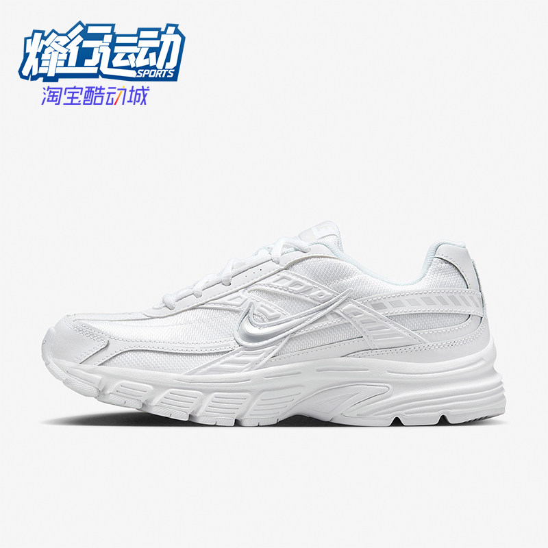 耐克女士耐磨简约休闲运动鞋