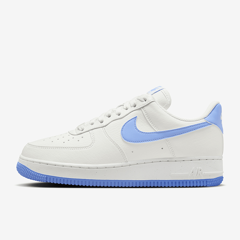 Nike/耐克正品新款女士系带经典空一号低帮板鞋DC9486-104