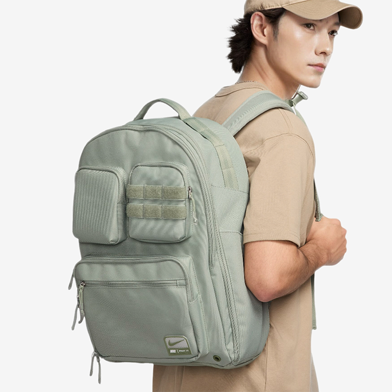 耐克男女同款通勤运动双肩背包