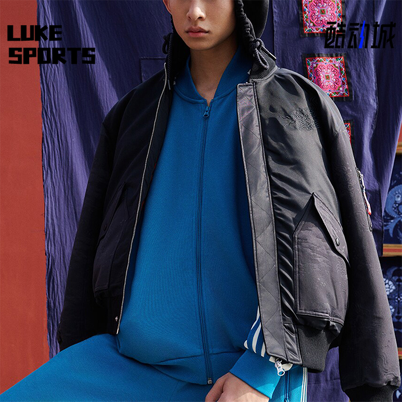 阿迪达斯正品男士外套