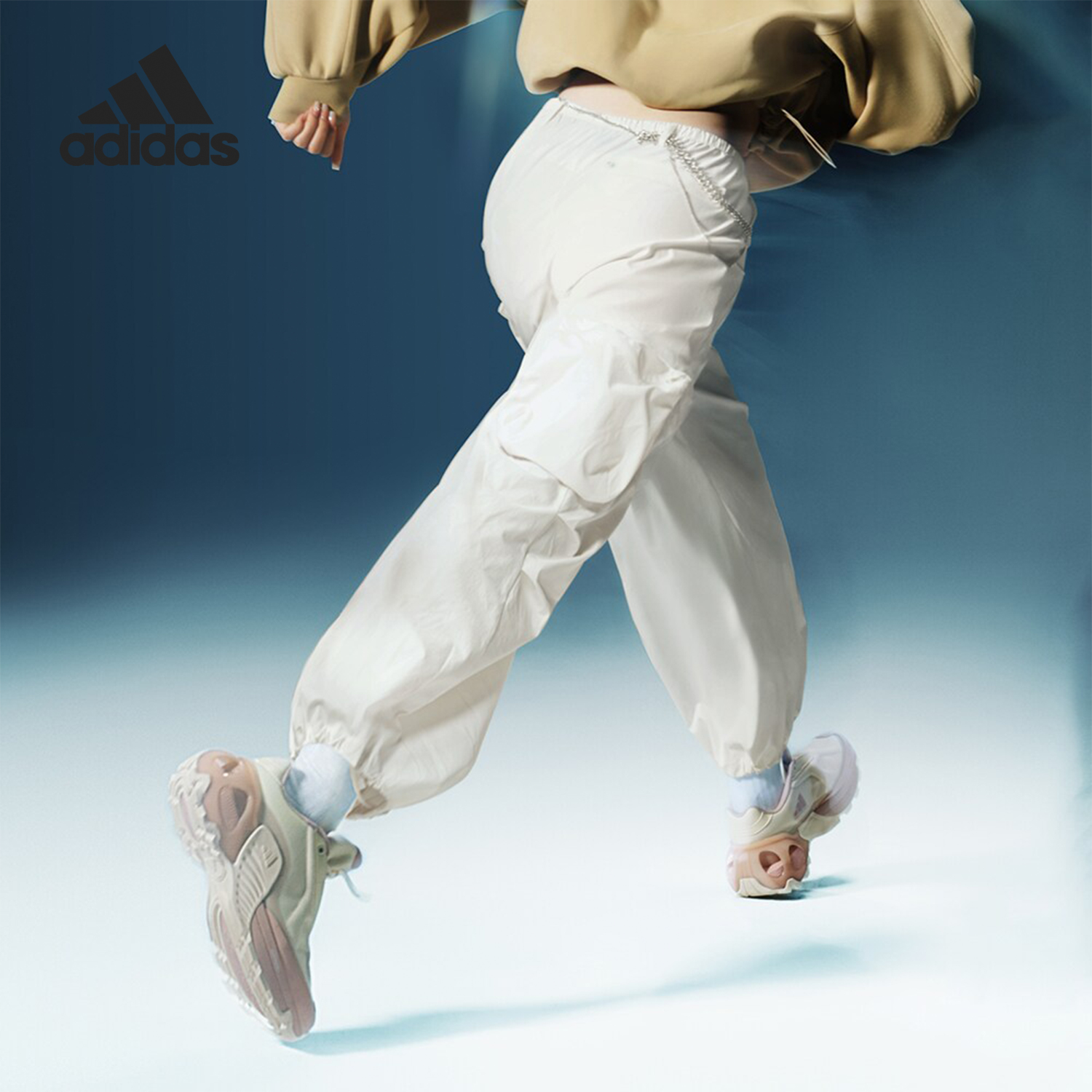 Adidas/阿迪达斯工装风梭织女士宽松休闲伞裤JD9901