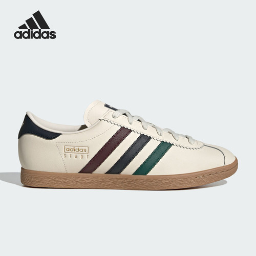 系带板鞋低帮（帮高小于10cm)