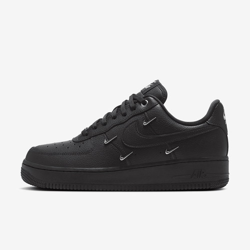Nike/耐克女士耐磨运动板鞋