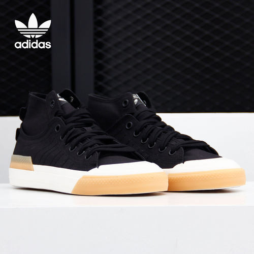 adidas阿迪达斯男休闲板鞋