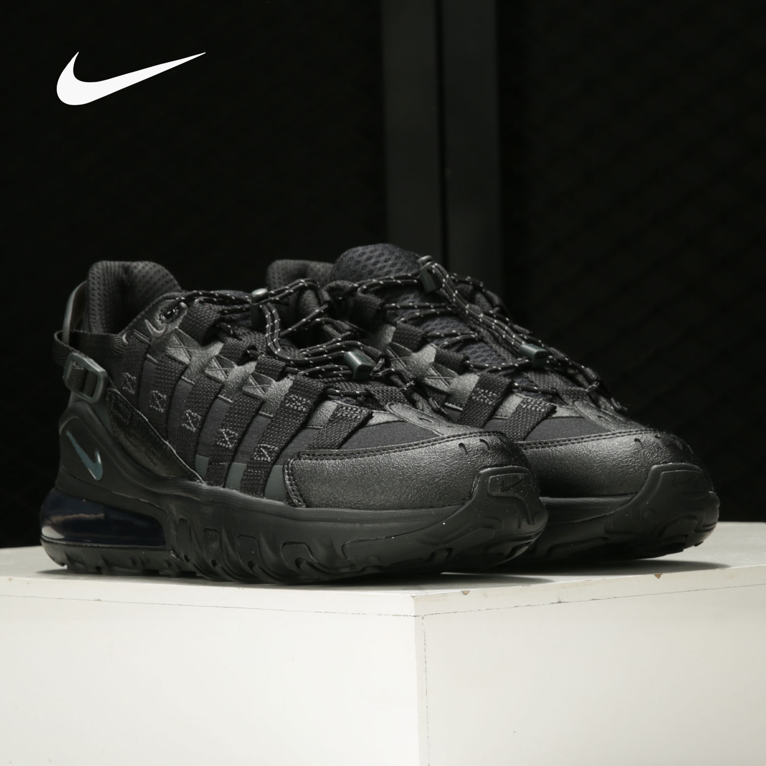 耐克男子缓震气垫运动鞋