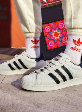 Adidas/阿迪达斯官方正品三叶草FEIFEI 女士休闲运动板鞋ID1139