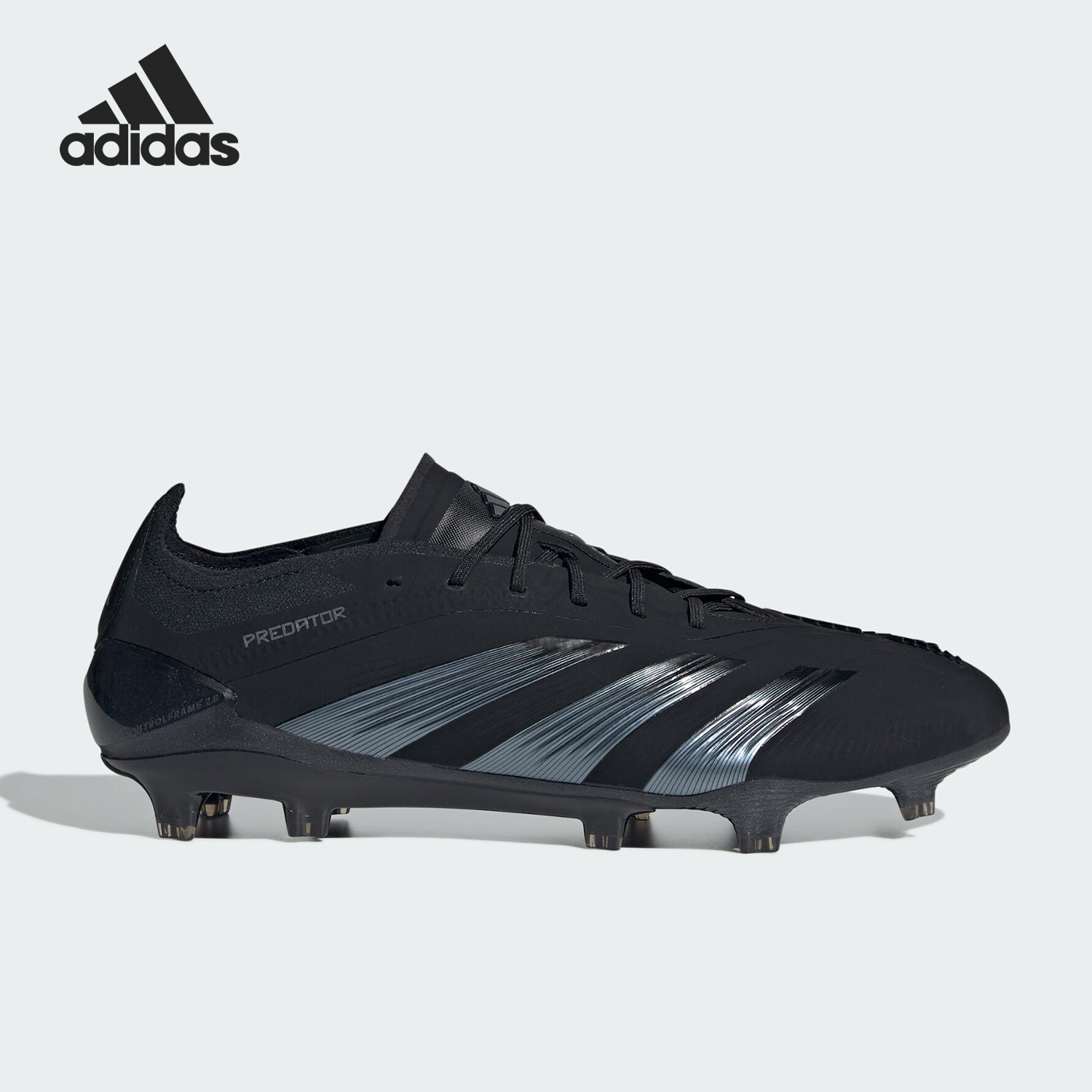 阿迪达斯男女低帮训练足球鞋