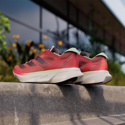 Adidas/阿迪达斯正品四季款女士缓震经典马拉松透气跑步鞋IG6430