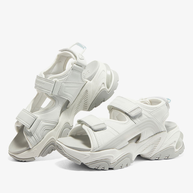 Skechers/斯凯奇正品透气厚底女子运动休闲沙滩鞋机甲凉鞋