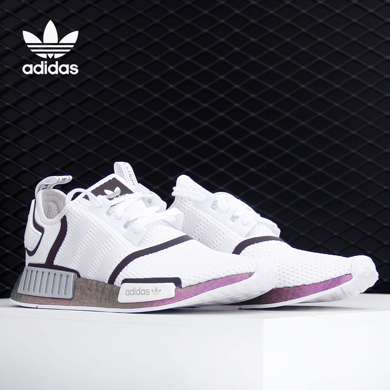 经典运动鞋Adidas/阿迪达斯缓震