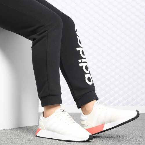 adidas/阿迪达斯正品休闲板鞋
