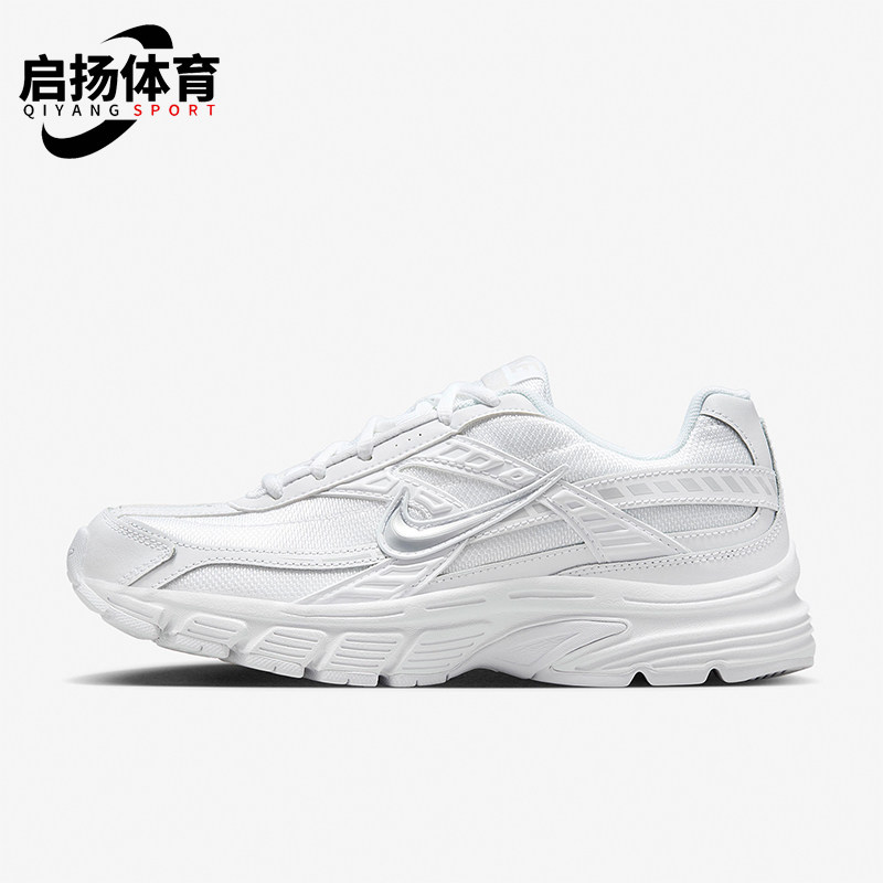 耐克女士耐磨简约休闲运动鞋