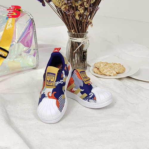 adidas阿迪达斯运动鞋