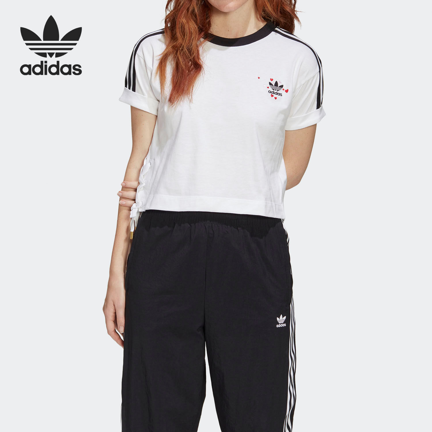 阿迪达斯三叶草女子情人节T恤