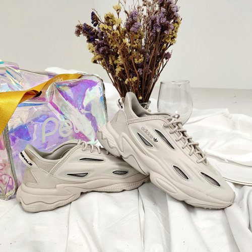 Adidas/阿迪达斯男女运动鞋