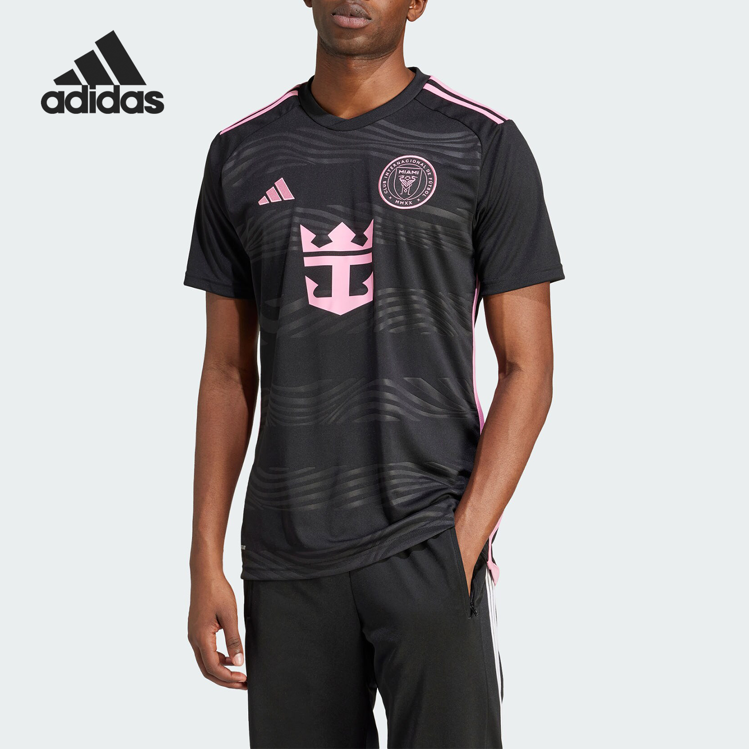 短袖T恤Adidas/阿迪达斯