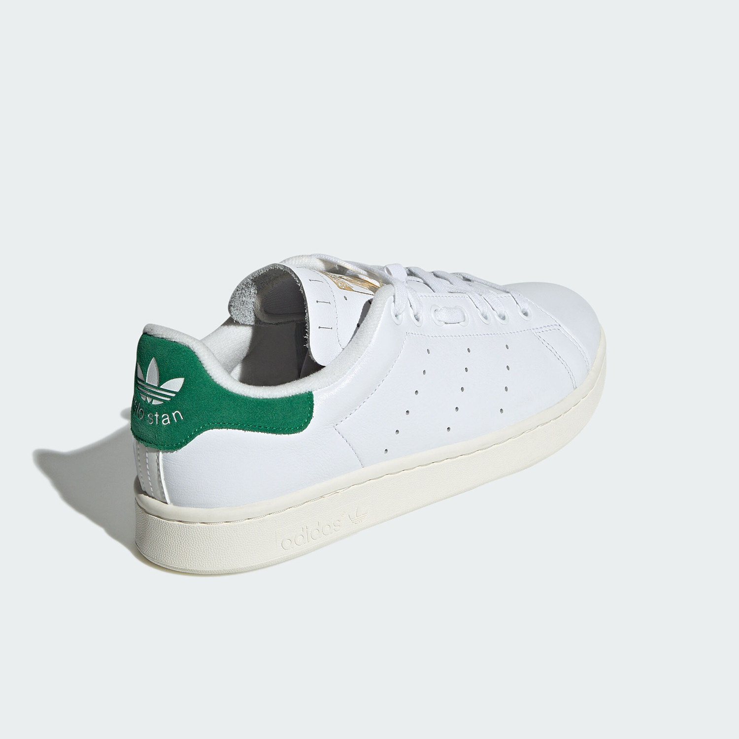 Adidas/阿迪达斯官方正品三叶草男女同款经典骑行运动板鞋IE8398