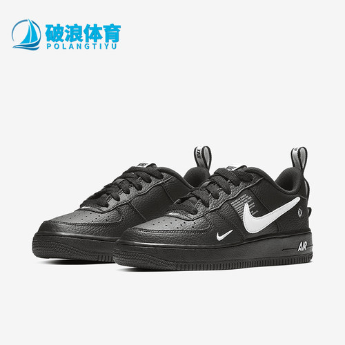 耐克大童耐磨运动板鞋