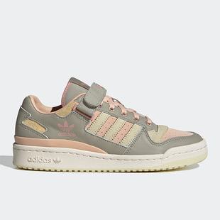 W女子休闲板鞋 Adidas LOW 三叶草FORUM HQ4593 阿迪达斯正品