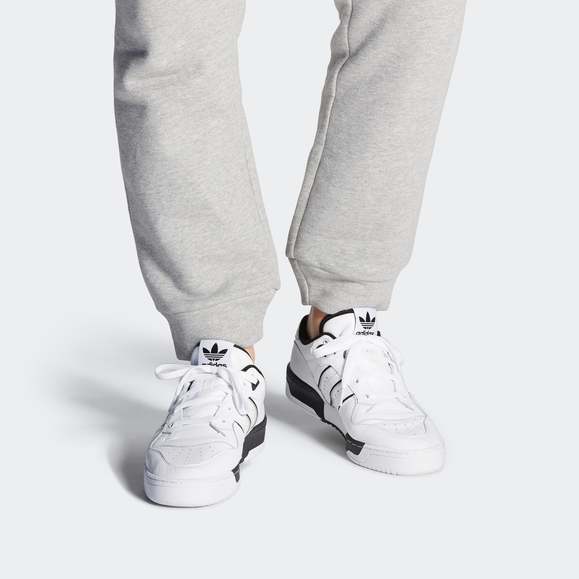 经典板鞋Adidas/阿迪达斯男子