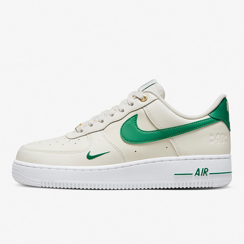 耐克空军一号女子板鞋