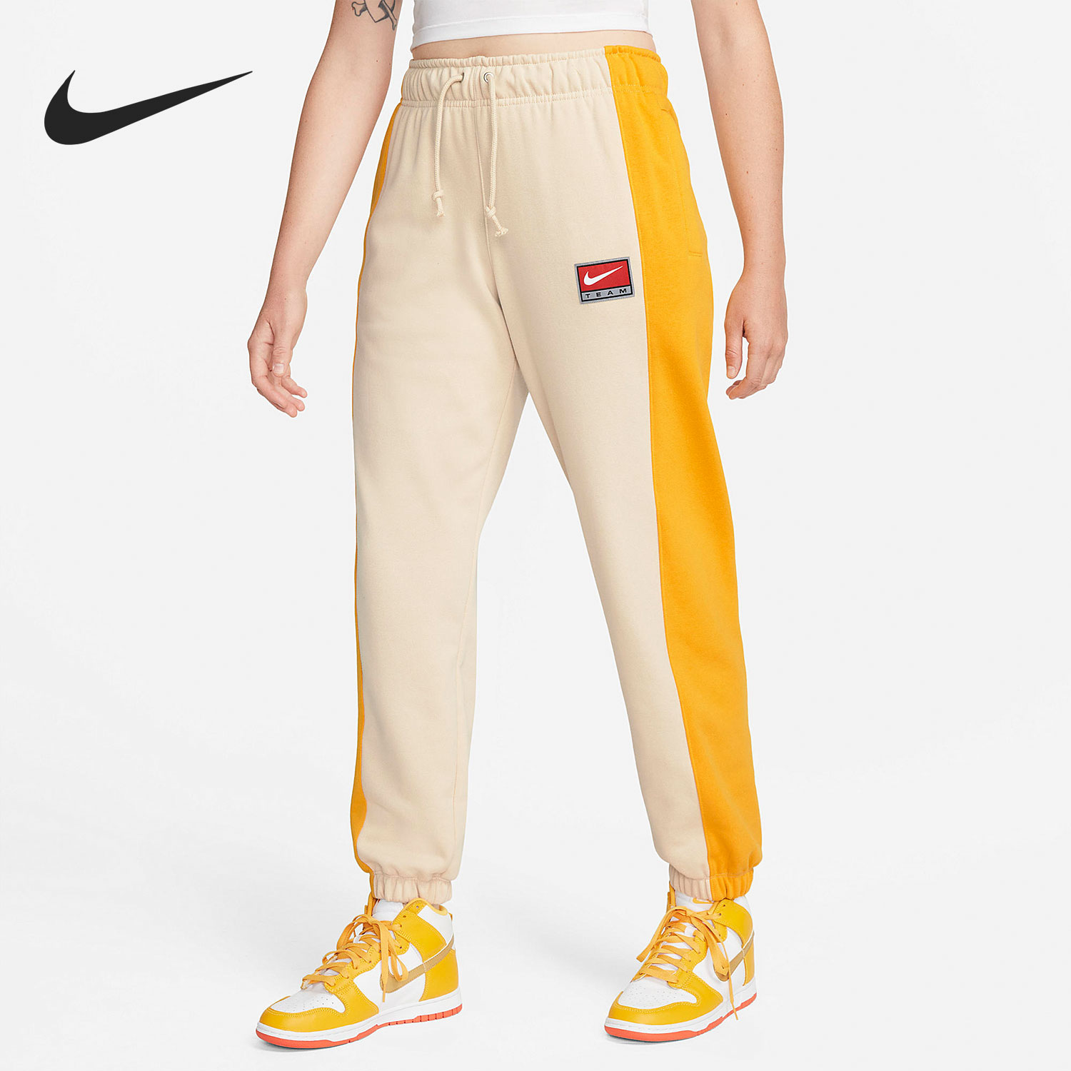 Nike/耐克正品秋季新款女子运动舒适宽松束脚长裤DQ6604-126