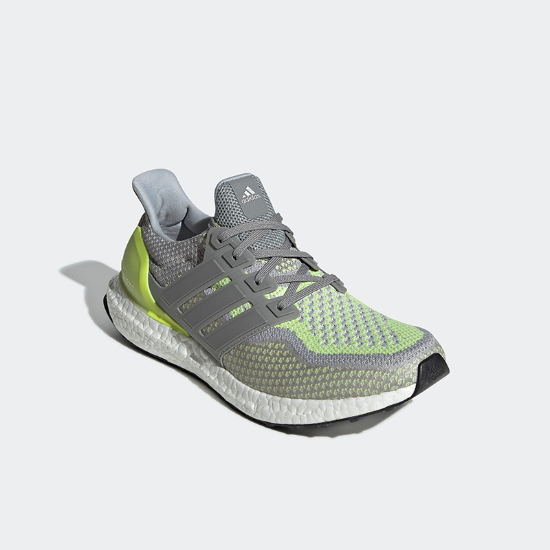阿迪达斯UltraBOOST男子跑步鞋
