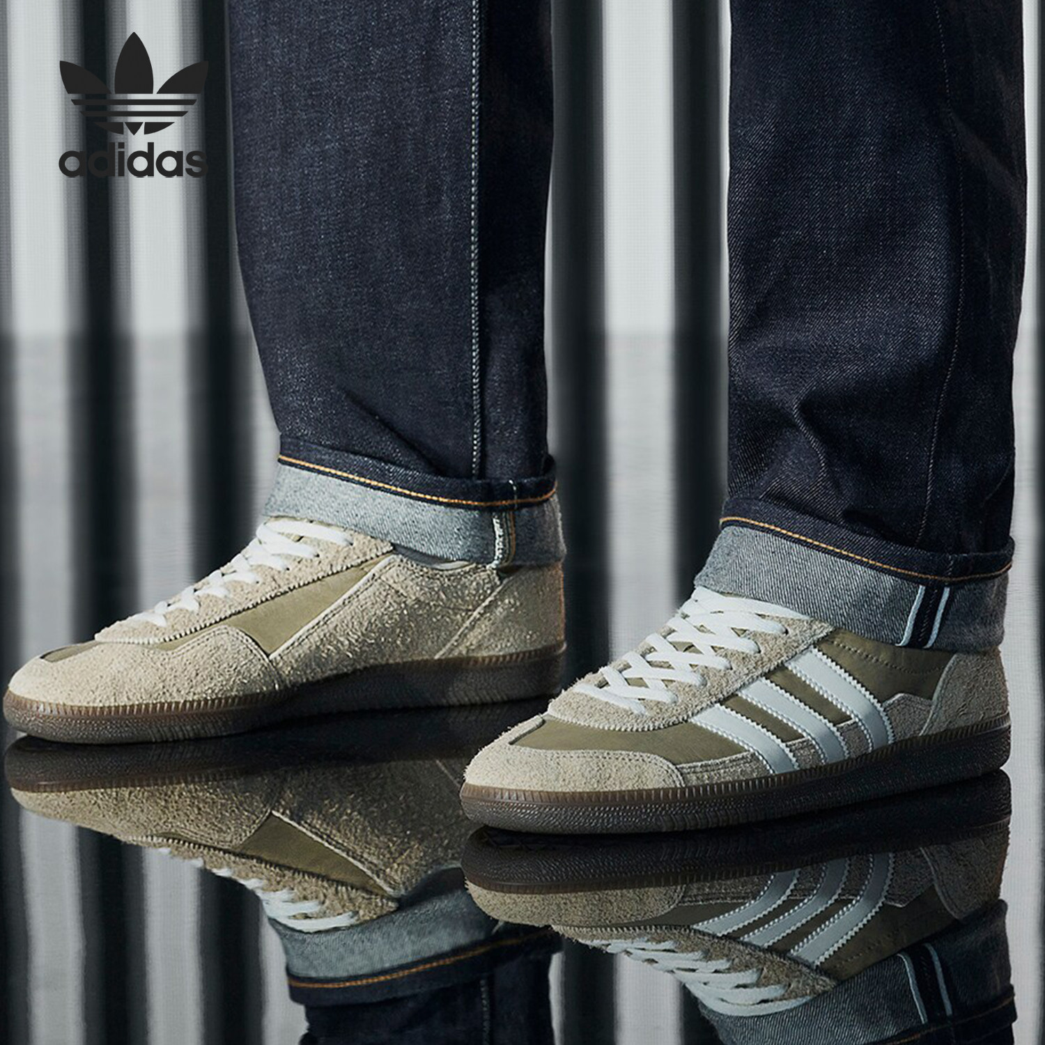 阿迪达斯男女耐磨运动休闲板鞋