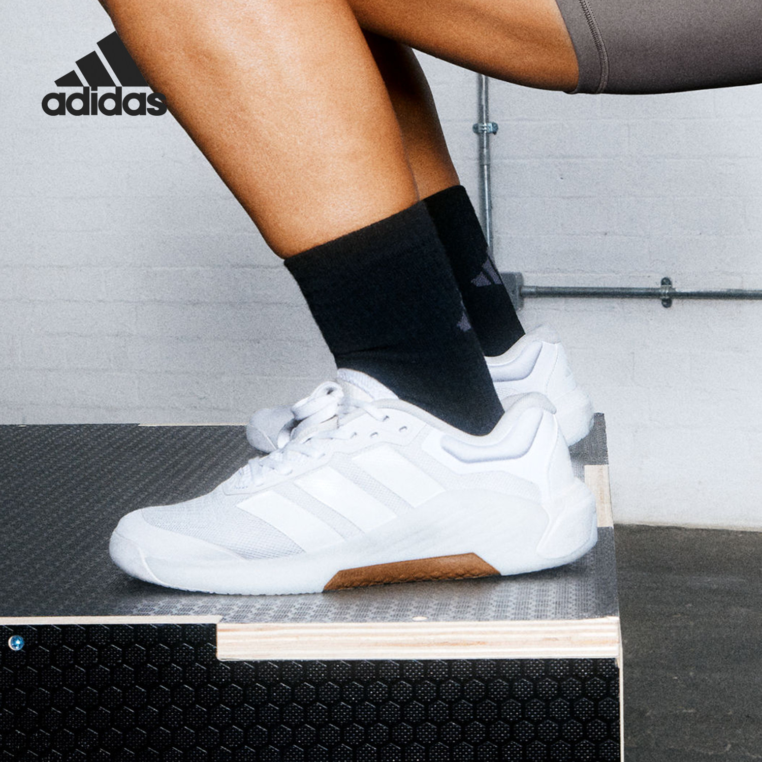 Adidas/阿迪达斯正品DROPSET 4女士简约运动缓震训练鞋JR4661