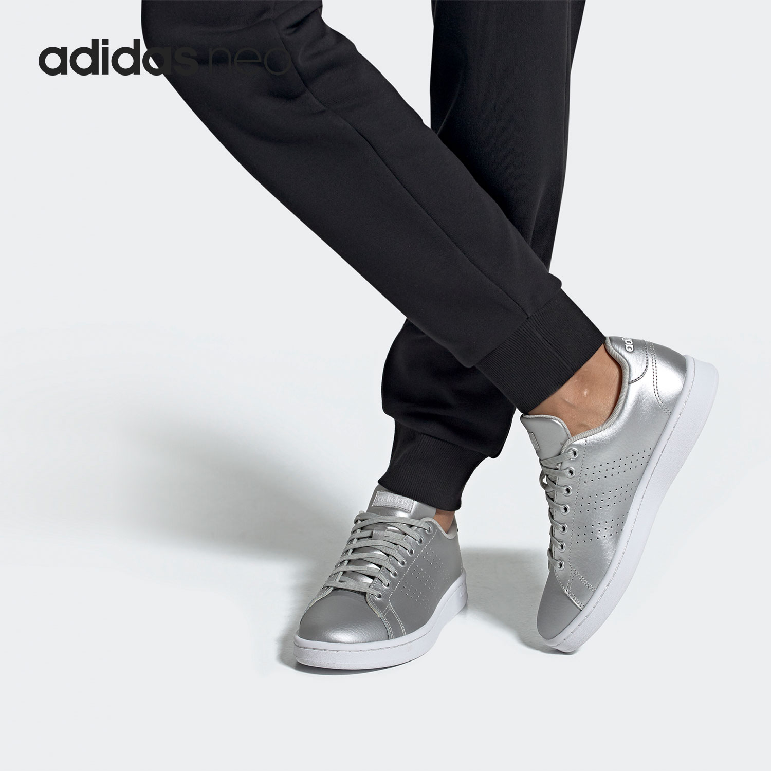 Adidas/阿迪达斯官方正品 NEO新款男女运动休闲小白鞋板鞋EE8197
