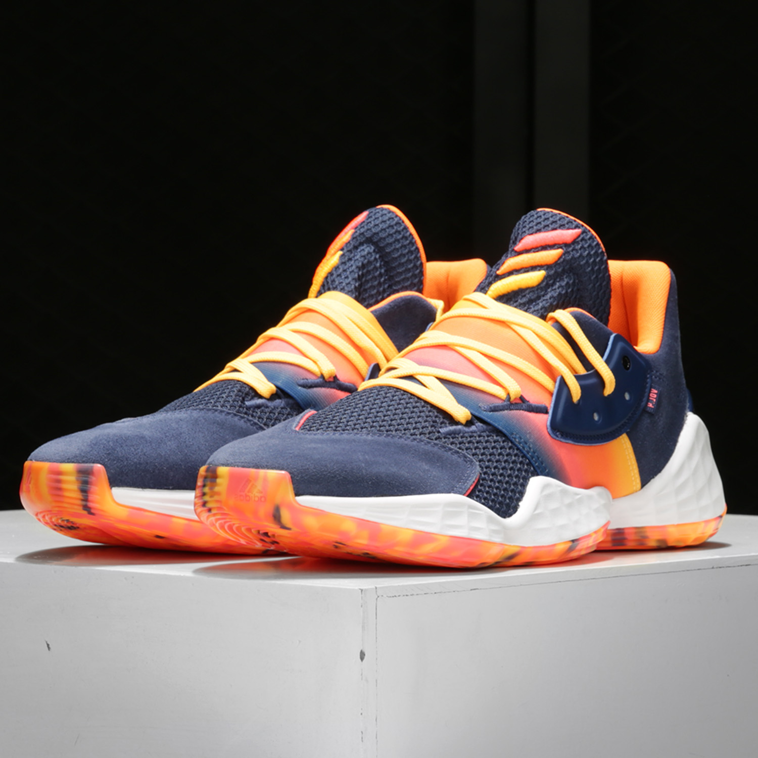 Adidas/阿迪达斯正品 Harden Vol4GCA 男子哈登运动鞋 FX9202