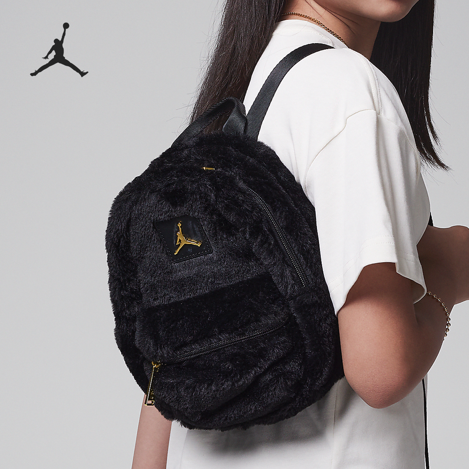 Nike/耐克正品JORDAN男女便携户外旅游毛绒双肩包HV8004-010