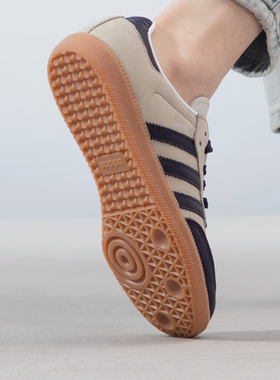 Adidas/阿迪达斯官方正品三叶草女士经典复古运动休闲板鞋IE5835