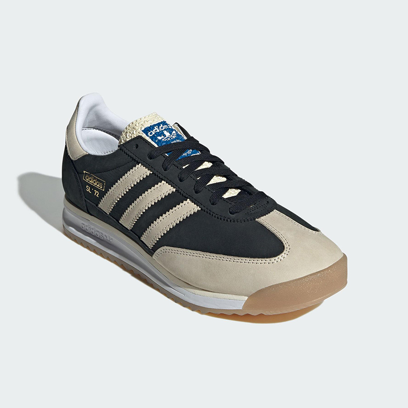 Adidas/阿迪达斯正品三叶草男女系带运动耐磨低帮休闲鞋JS3994