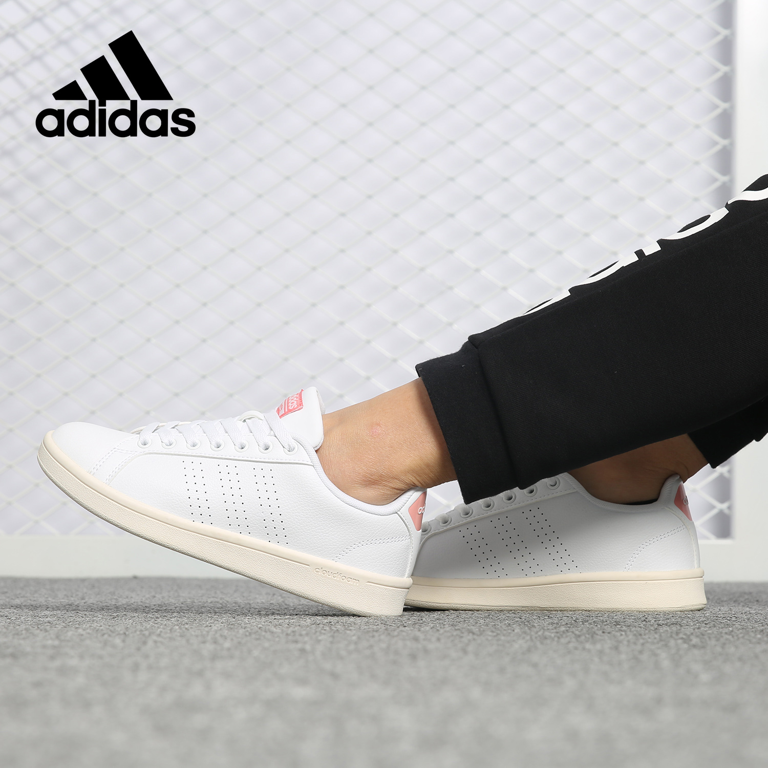 阿迪达斯女子舒适运动休闲鞋