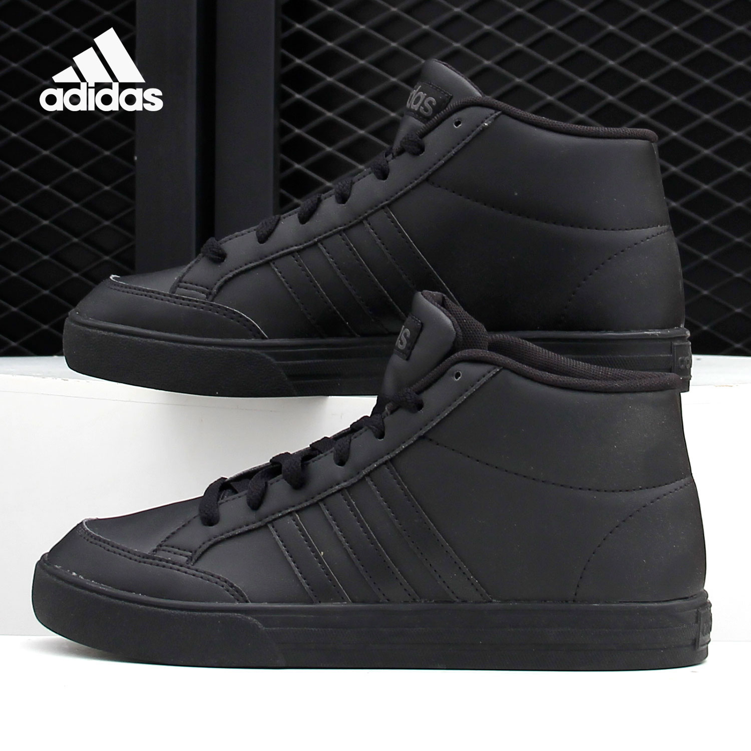 休闲板鞋Adidas/阿迪达斯