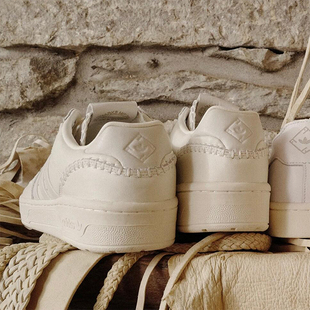 板鞋 Adidas 运动日常时尚 三叶草男女休闲经典 HQ7010 阿迪达斯正品