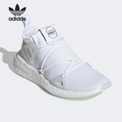 阿迪达斯三叶草系列女子运动鞋