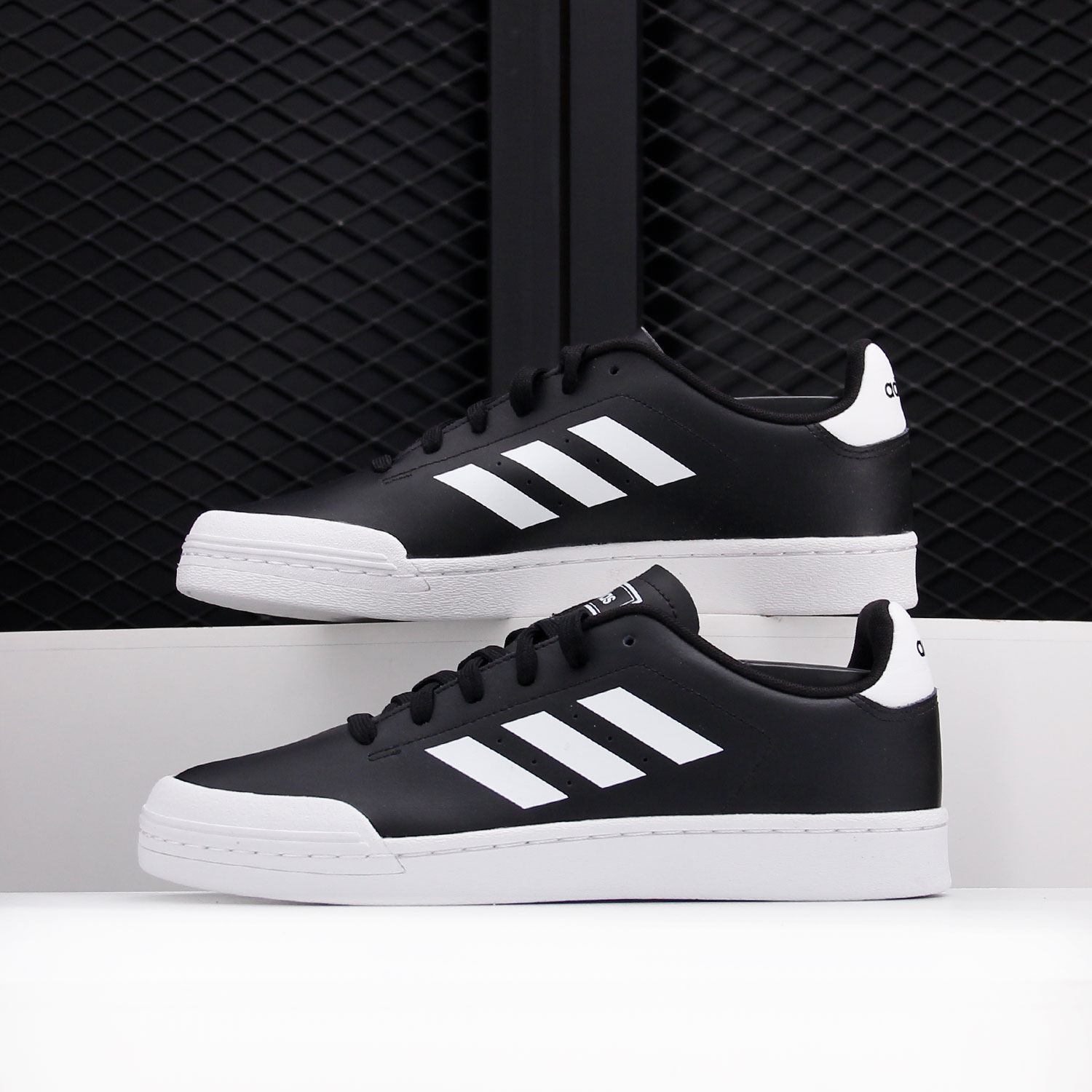 阿迪达斯正品休闲板鞋Adidas秋季