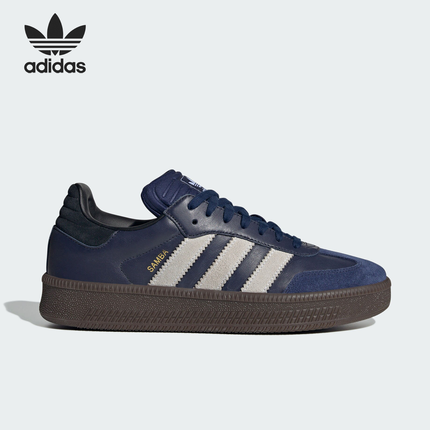 Adidas/阿迪达斯正品三叶草男女同款耐磨运动休闲板鞋IE9179