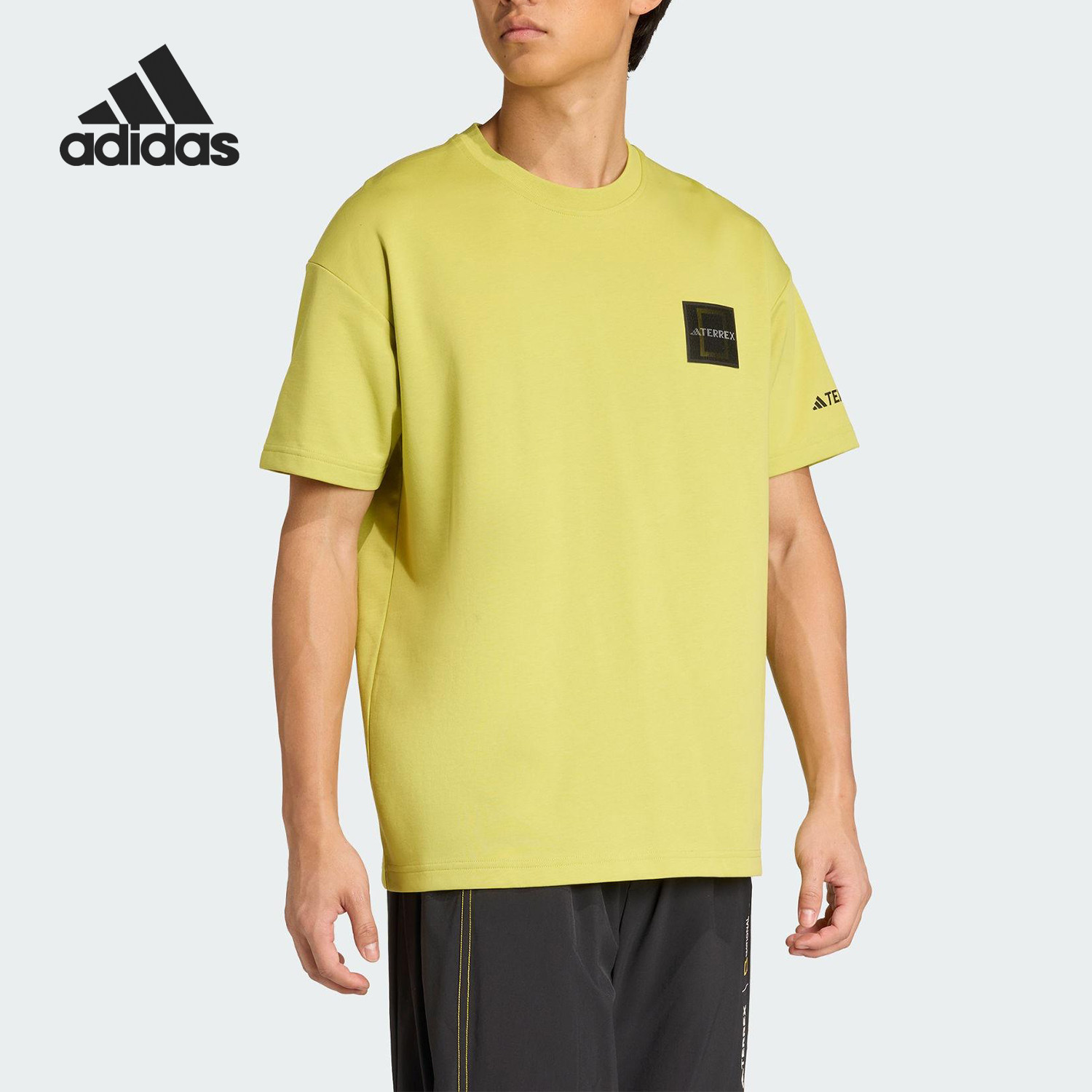 Adidas/阿迪达斯官方正品夏季男女户外运动圆领休闲短袖T恤KC2351