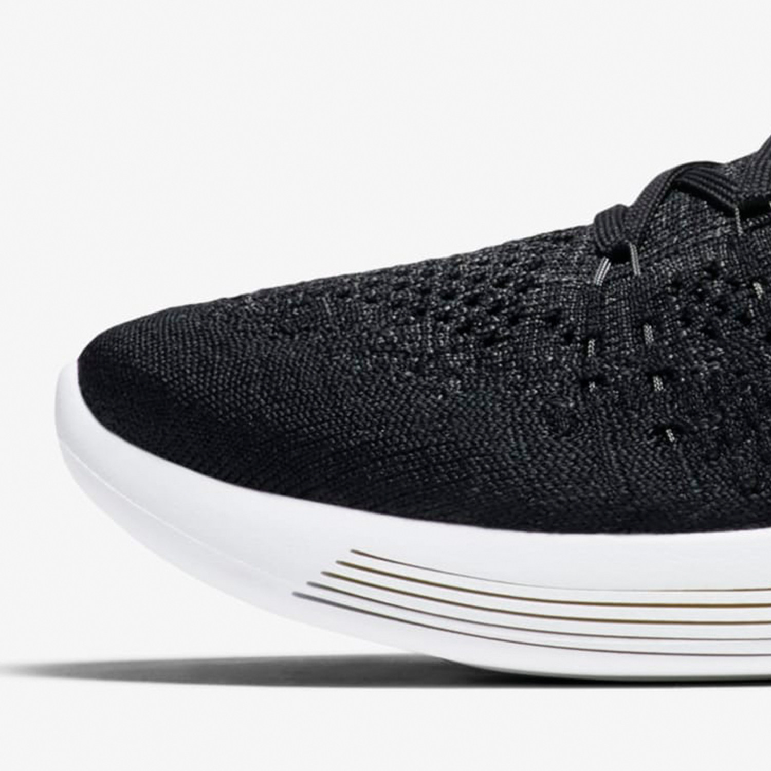 Nike/耐克正品经典男士时尚简约透气耐磨跑步鞋863779-001
