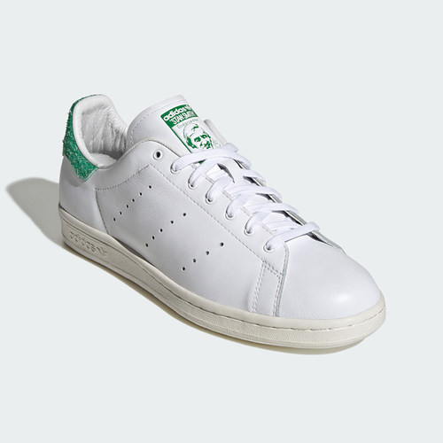 Adidas/阿迪达斯正品三叶草男女同款耐磨休闲舒适板鞋LA6409