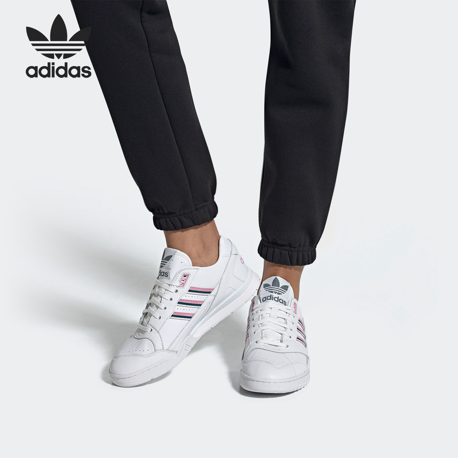 Adidas/阿迪达斯正品三叶草当季女子新款保暖休闲运动板鞋 EE5408