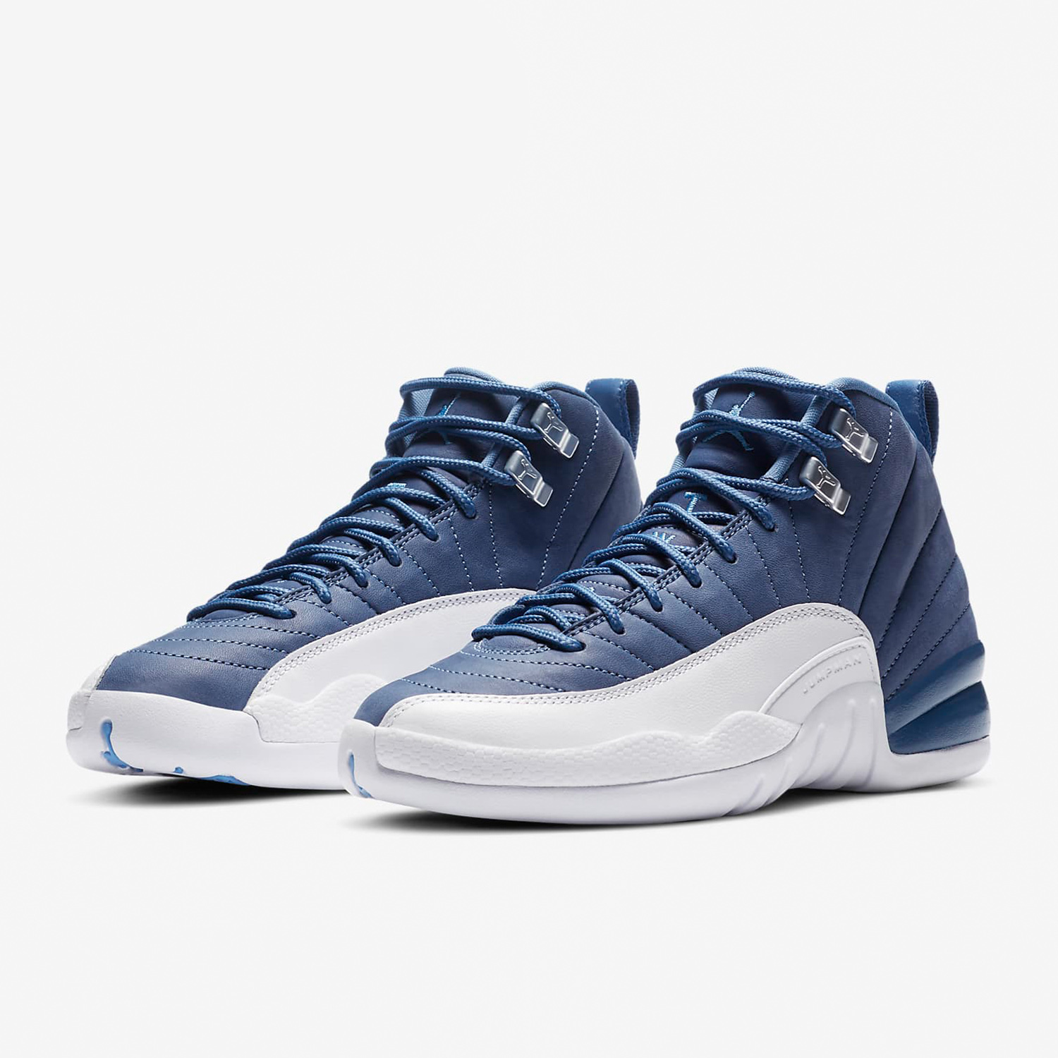 耐克GS女子大童时尚运动篮球鞋