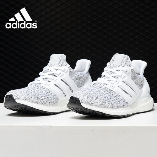 阿迪达斯UltraBOOST女子跑步鞋