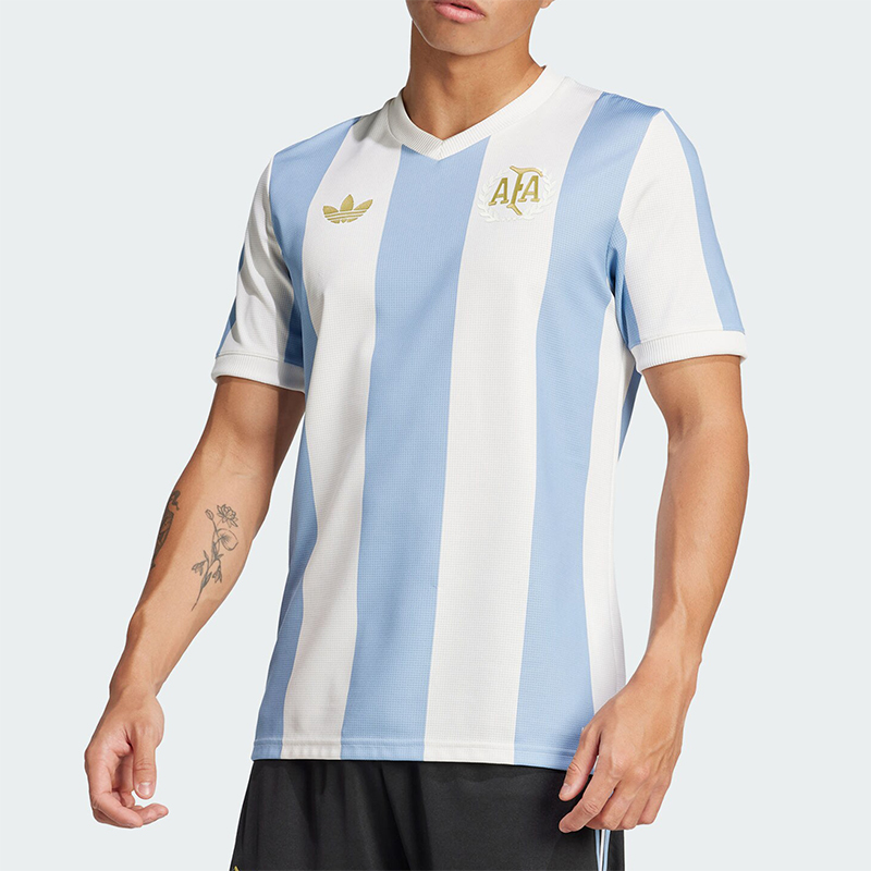 阿迪达斯男士透气条纹训练短袖